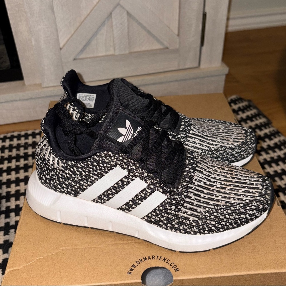 Adidas Women’s Black and White Sneakers